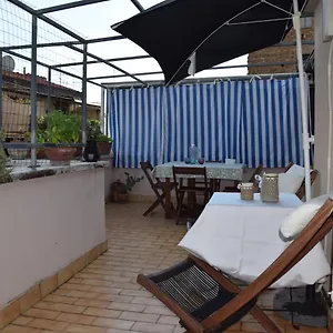 terrazza-in-borgo-san-jacopo.it-tuscanyhotel.com/